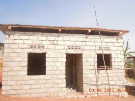 futur local pour jeunes filles - Ecole primaire de Nyagisenyi